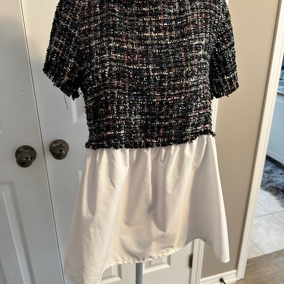 Zara size medium. - Picture 2 of 4